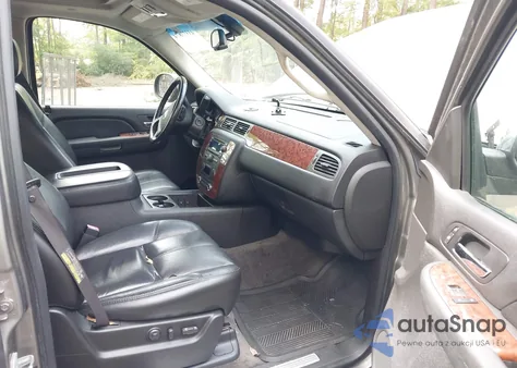 2007 Chevrolet Tahoe Ltz z USA, uszkodzony, nr VIN 1GNFK13087J164890